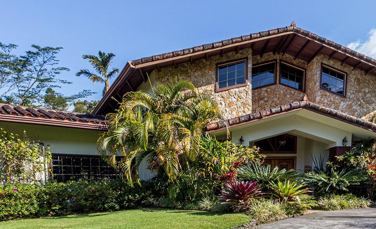 Venta decasa Velaris con acompanamiento en Puebla